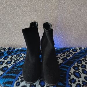Sketchers MEMORY FOAM Black Women's Ankle Boots - Classic Suede Look
